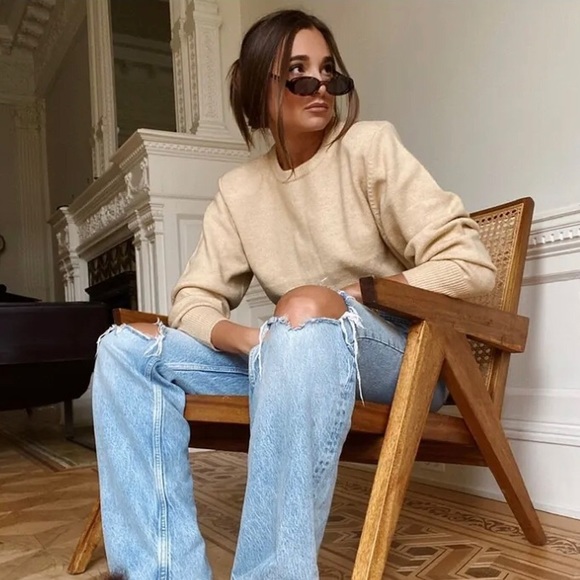 🍂🍁 DANIELLE BERNSTEIN Womens Beige Cropped Long Sleeve Crew Neck Sweater S - Picture 2 of 3